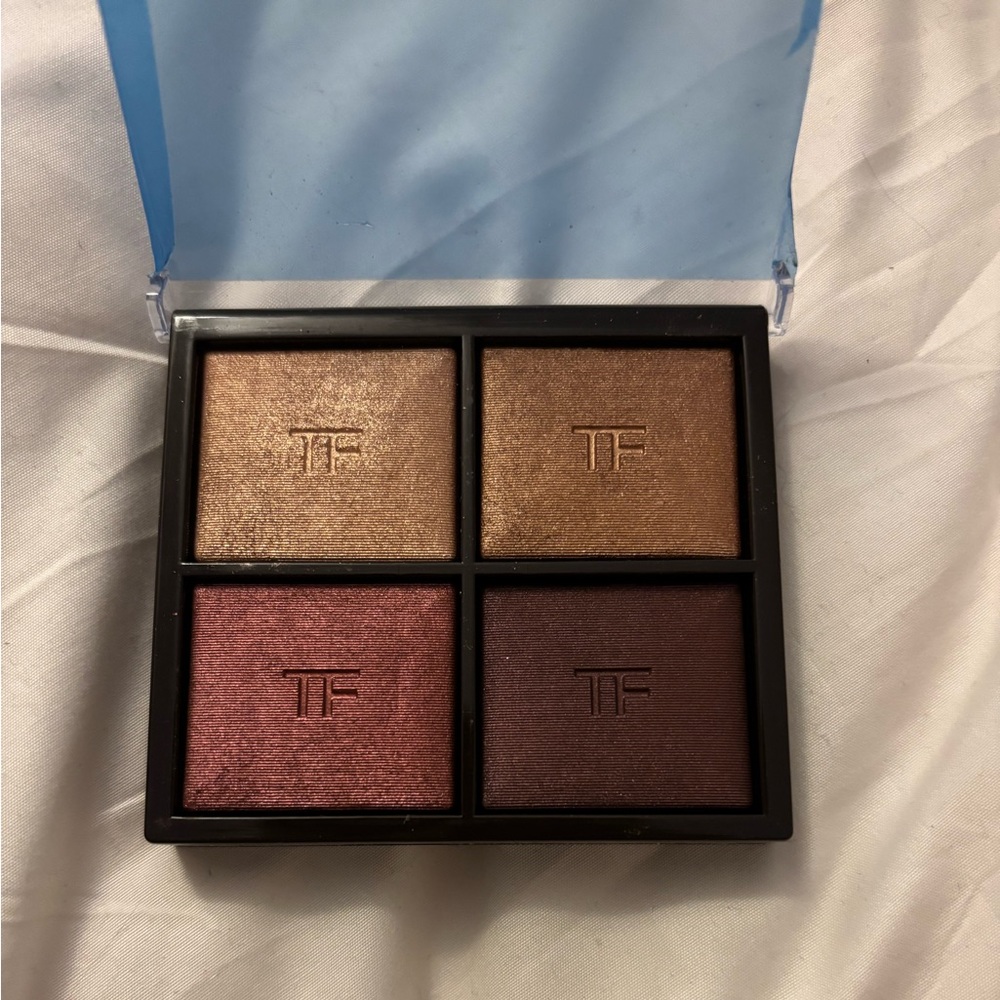 BRAND NEW TOM FORD EYESHADOW QUAD HONEYMOON